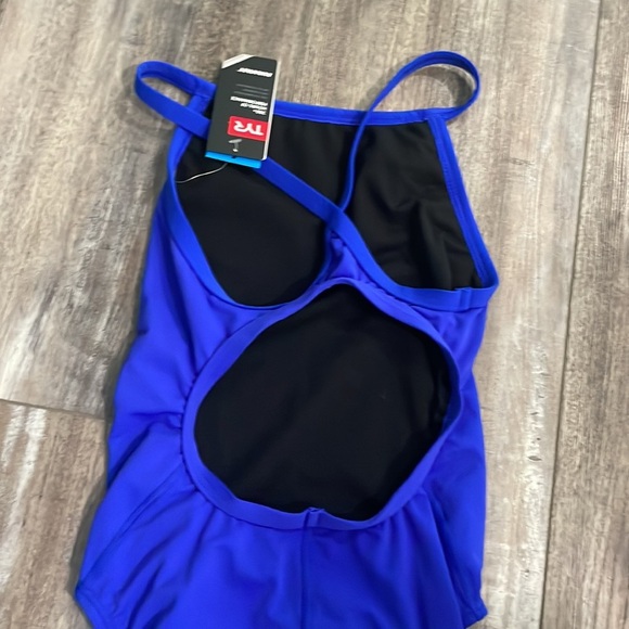 TYR Sport Women's Solid Diamondfit-A Swimsuit NEW - Picture 7 of 8